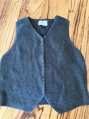 Universal Thread Dark Gray Ribbed Button-Front Preppy Sweater Vest, Women’s M